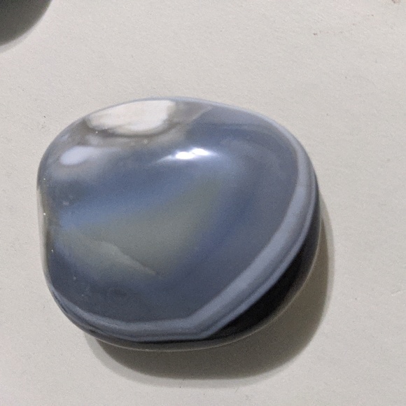Orca Agate Quahog Clam shape rock ceystal - Picture 3 of 4